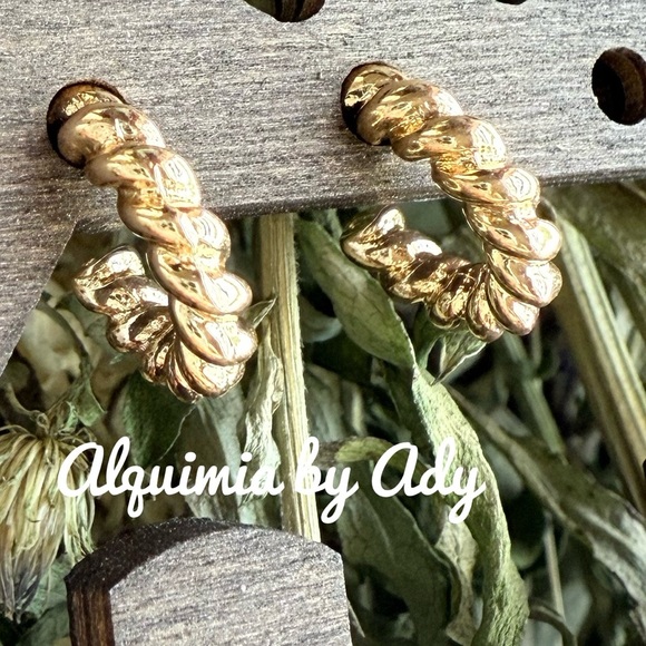 Alquimia Gold Twisted Hoop Earrings - Picture 1 of 1